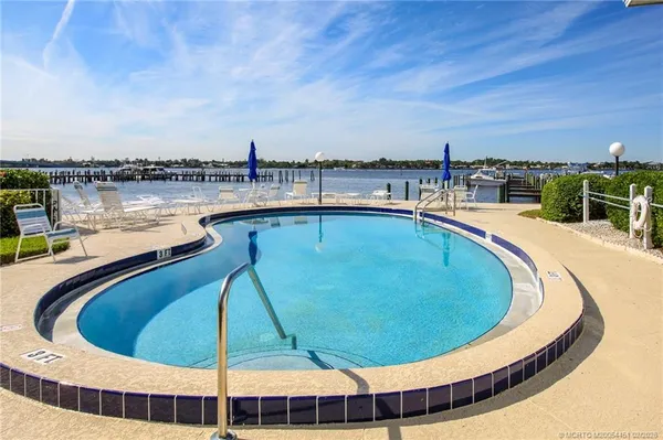 $2,100 | 1858 Southwest Palm City Road, Unit 103, Stuart, FL 34994