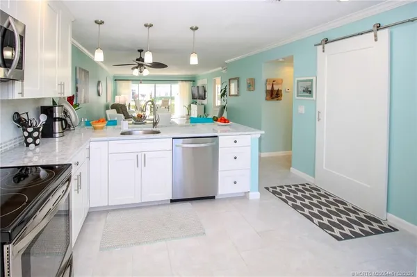 $2,100 | 1858 Southwest Palm City Road, Unit 103, Stuart, FL 34994