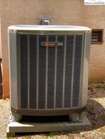 $235,000 | 245 Hemlock Lane, Moravian Falls, NC 28654