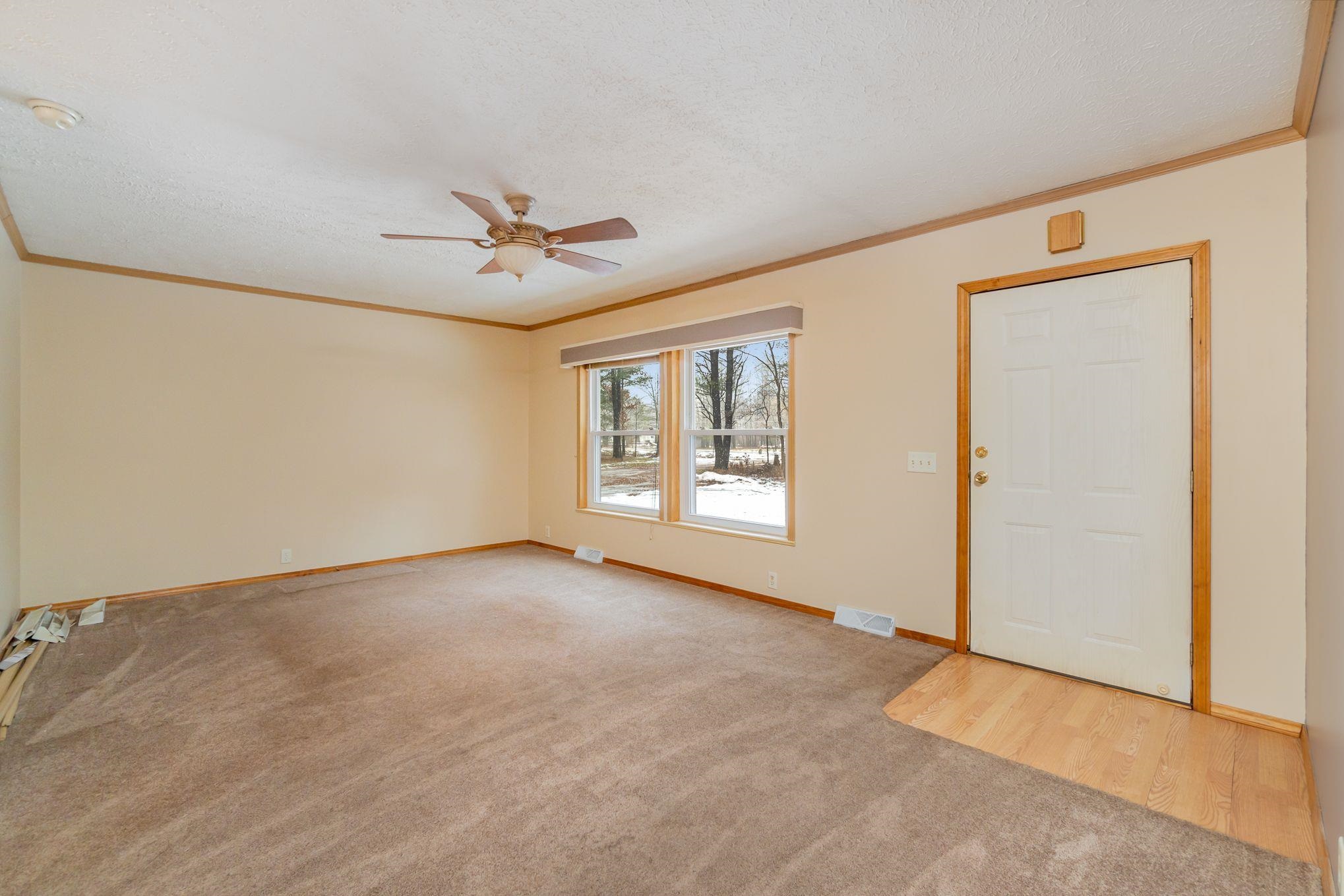 1625 South 9 Mile Road Midland, MI 48640 - Photo 3 of 20 Gallery Image 3