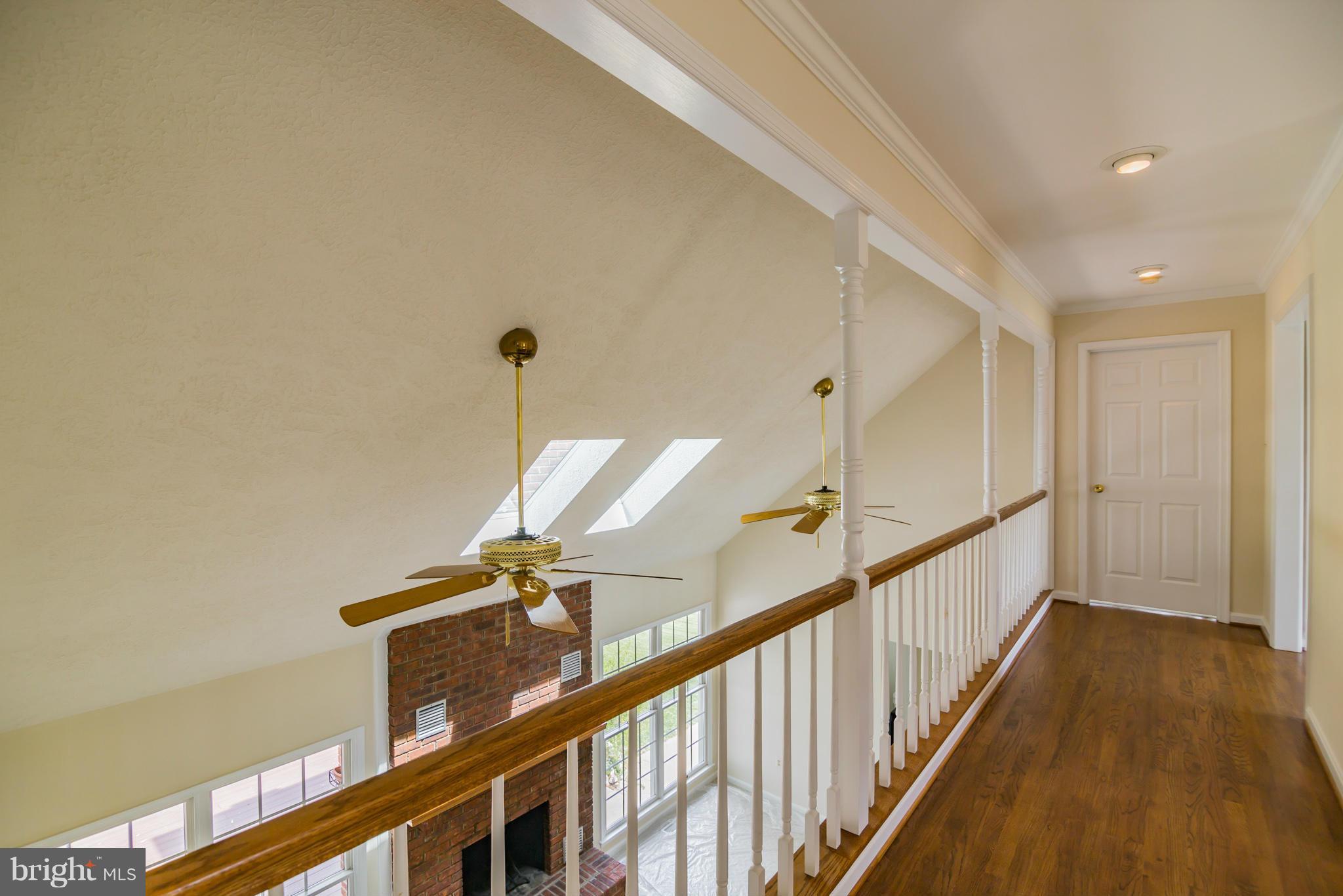 3055 Hickory Ridge Road Dunkirk, MD 20754 - Photo 18 of 29 a view of a hallway with wooden floor