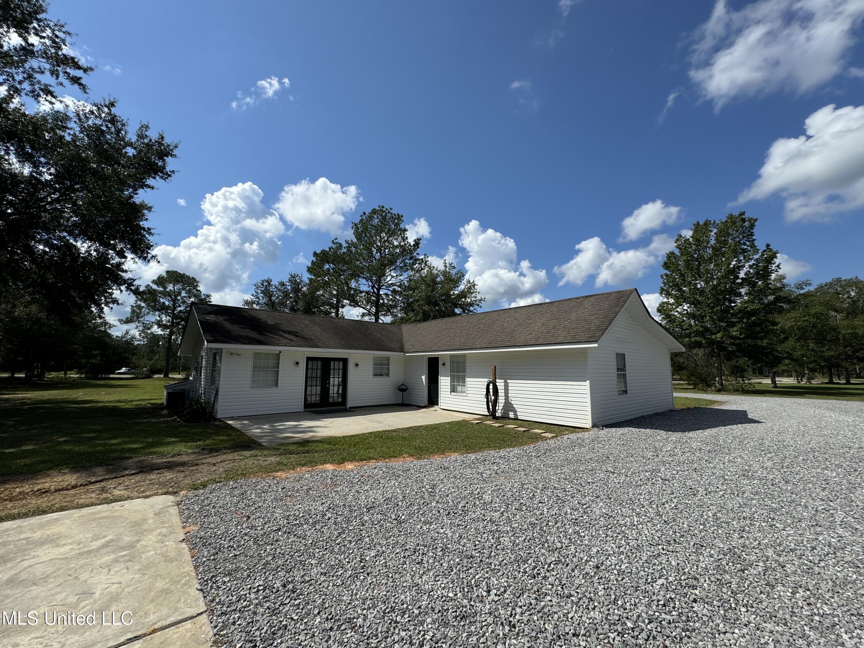 72 Dickerson Road Picayune, MS 39466 - Photo 20 of 30 IMG_4250