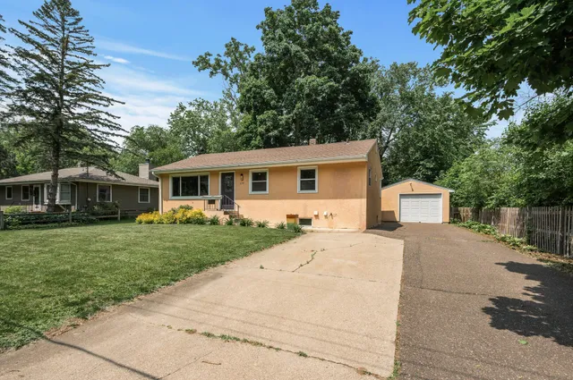 $394,900 | 177 Kale Street, Mahtomedi, MN 55115