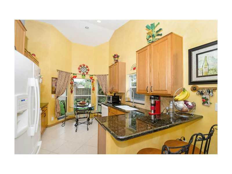 9406 Aegean Drive Boca Raton, FL 33496 - Photo 7 of 17