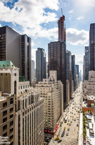 a picture of city view