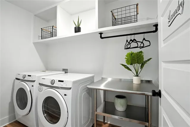 a view of washer and dryer