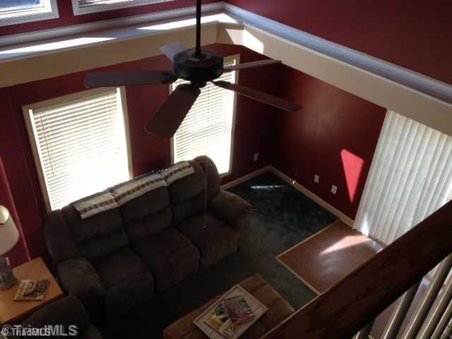 2747 Warf Road Lexington, NC 27292 - Photo 7 of 15 Living Room.