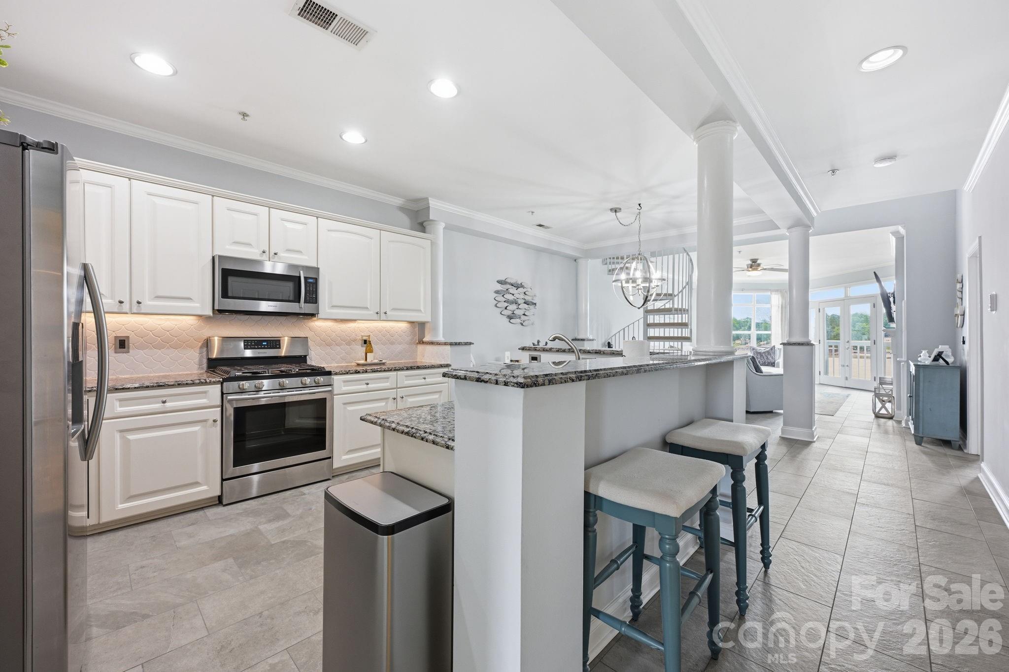 637 Williamson Road, Unit 306 Mooresville, NC 28117 - Photo 5 of 41