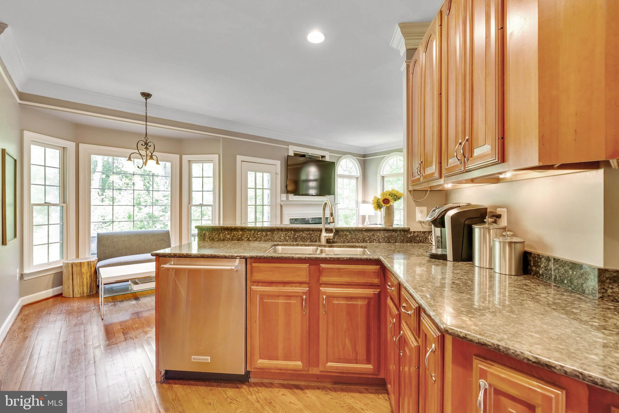 156 Rees Place Falls Church, VA 22046 - Photo 12 of 36