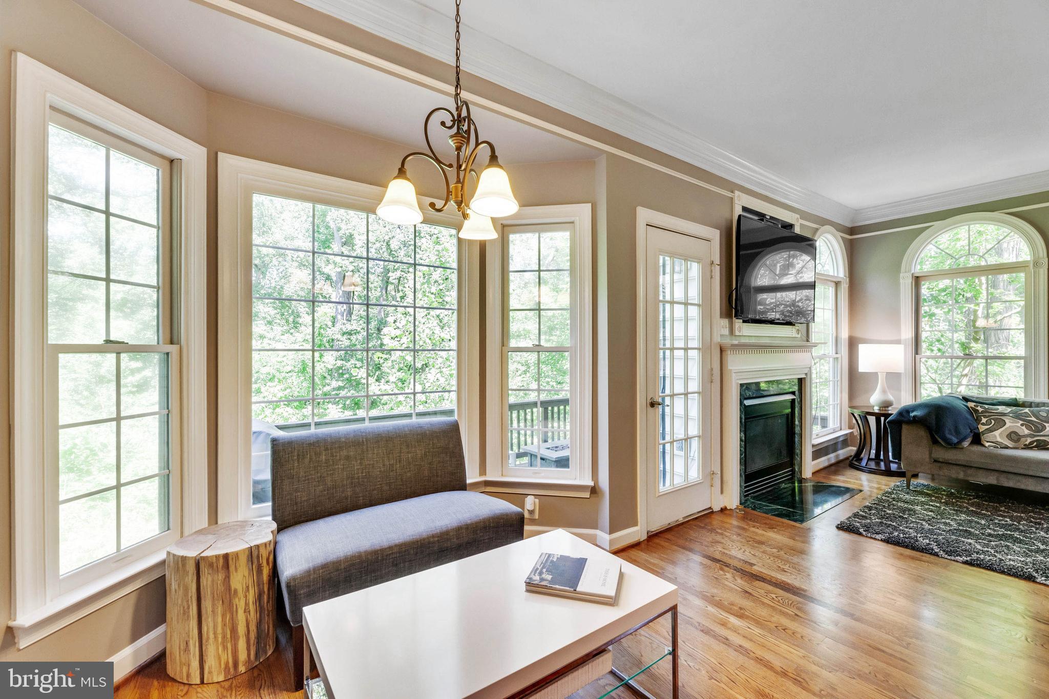 156 Rees Place Falls Church, VA 22046 - Photo 6 of 36