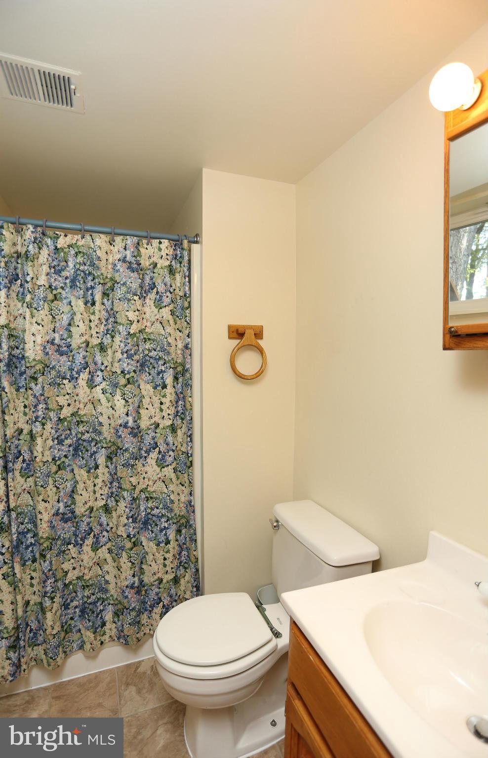 6223 Roblynn Road Laurel, MD 20707 - Photo 18 of 30 Bath