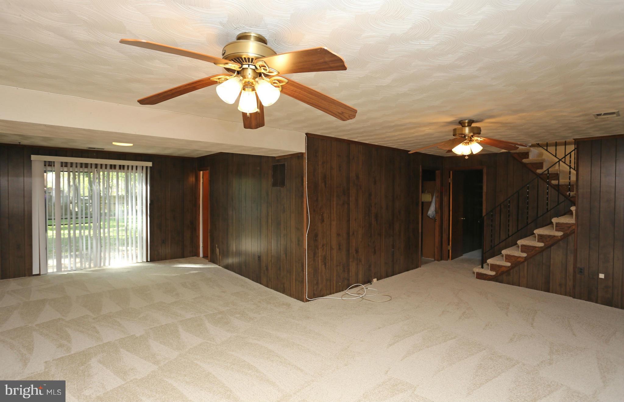 6223 Roblynn Road Laurel, MD 20707 - Photo 20 of 30 Family Room