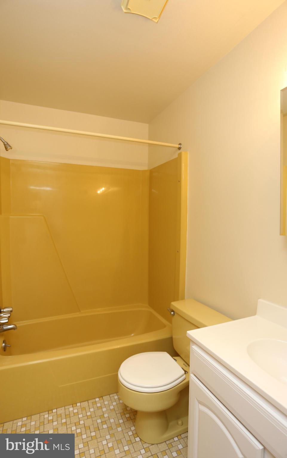 6223 Roblynn Road Laurel, MD 20707 - Photo 24 of 30 Bath
