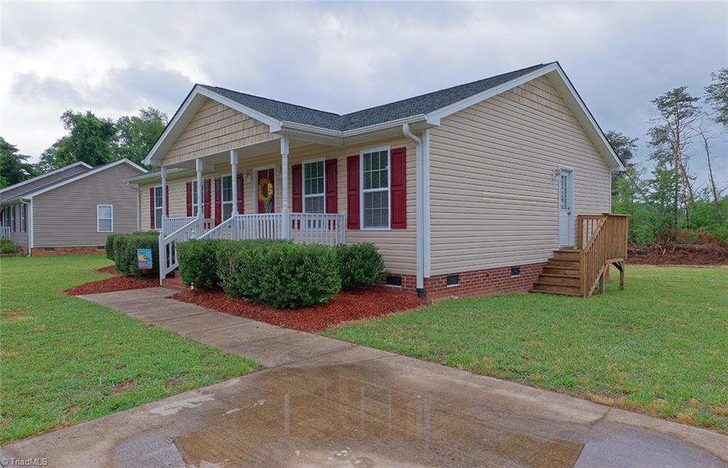 936 East Meadow Road Eden, NC 27288 - Photo 1 of 22 Gallery Image 1