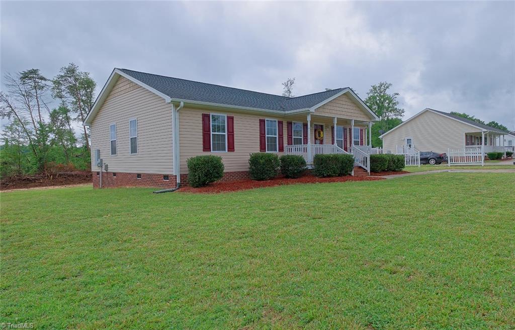 936 East Meadow Road Eden, NC 27288 - Photo 2 of 22 Gallery Image 2
