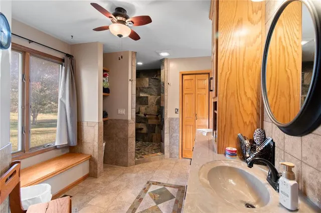 $535,000 | 8446 Hh Highway, Odessa, MO 64076