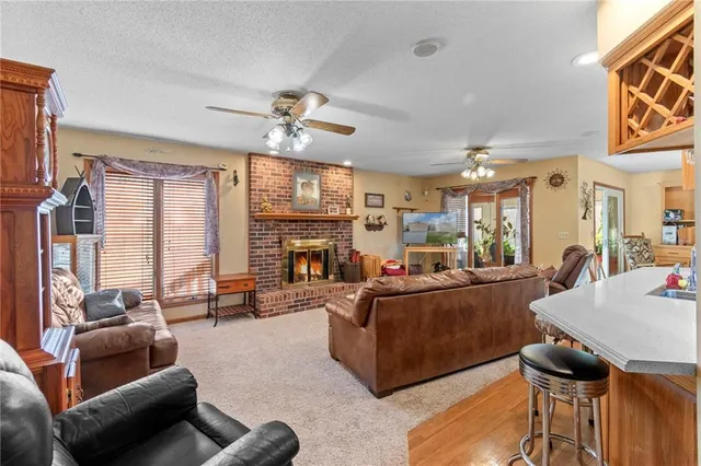 $535,000 | 8446 Hh Highway, Odessa, MO 64076