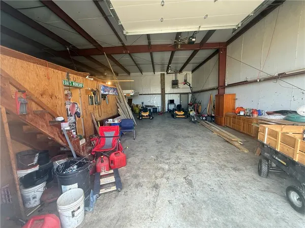 $500,000 | 8446 Hh Highway, Odessa, MO 64076