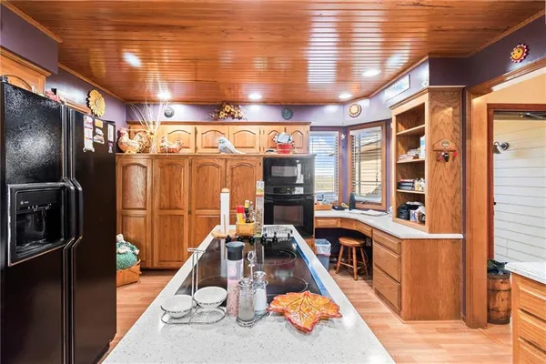 $500,000 | 8446 Hh Highway, Odessa, MO 64076