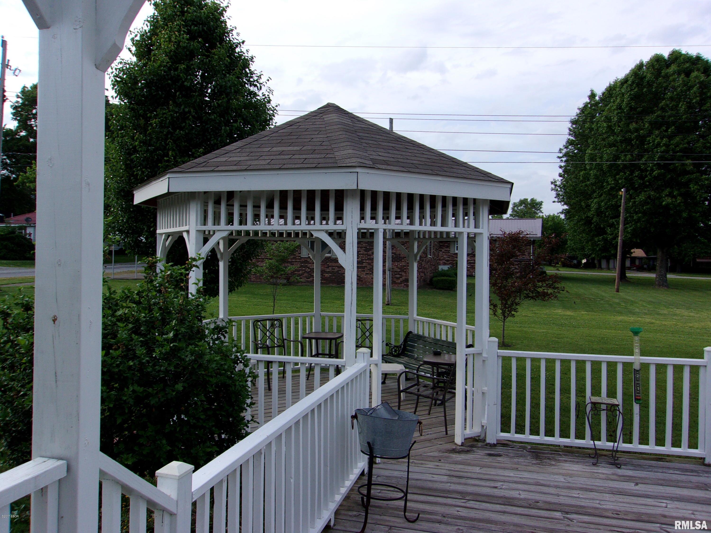 203 Main Street Valier, IL 62891 - Photo 17 of 26 Gallery Image 17