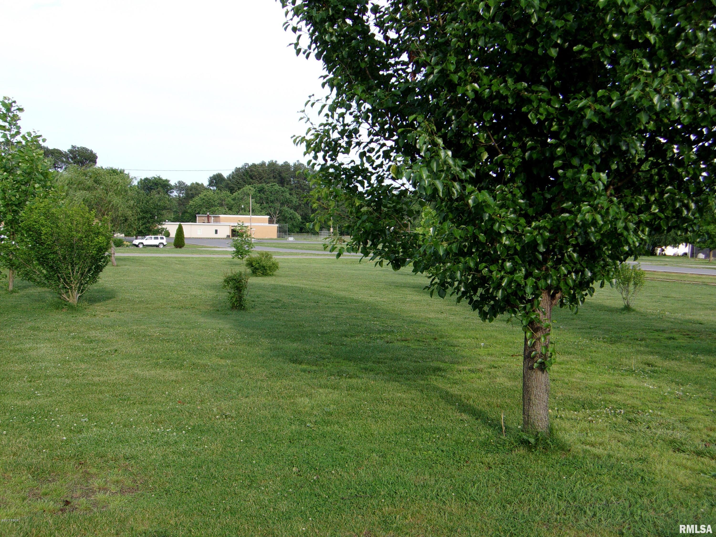 203 Main Street Valier, IL 62891 - Photo 20 of 26 Gallery Image 20