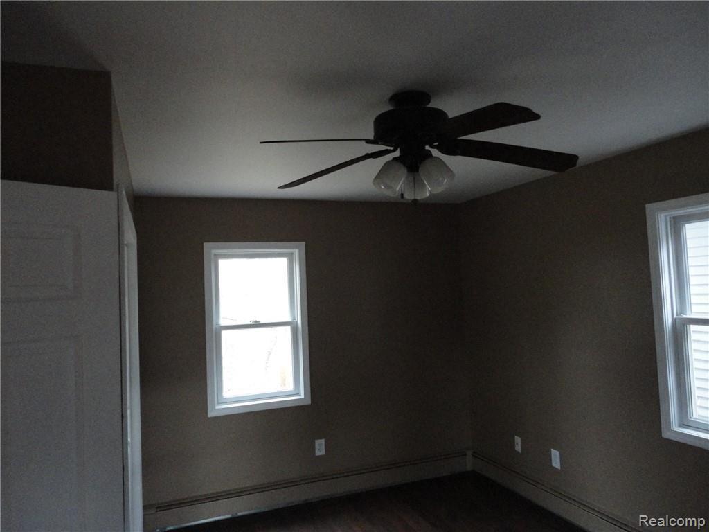 2448 Norton Road Howell, MI 48843 - Photo 4 of 20 DSC03045.JPG