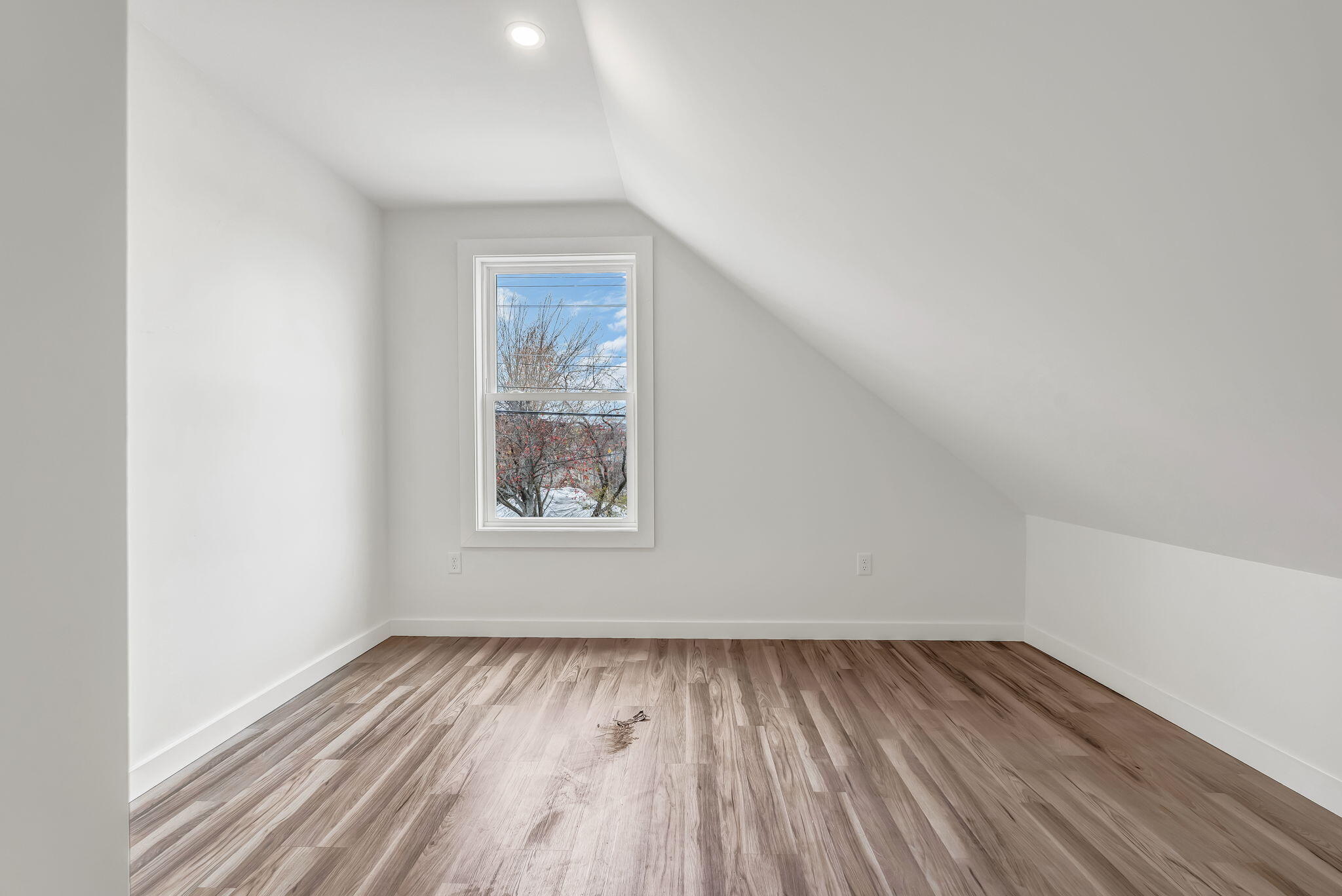 4 High Street Biddeford, ME 04005 - Photo 15 of 44 25-web-or-mls-4-high-st