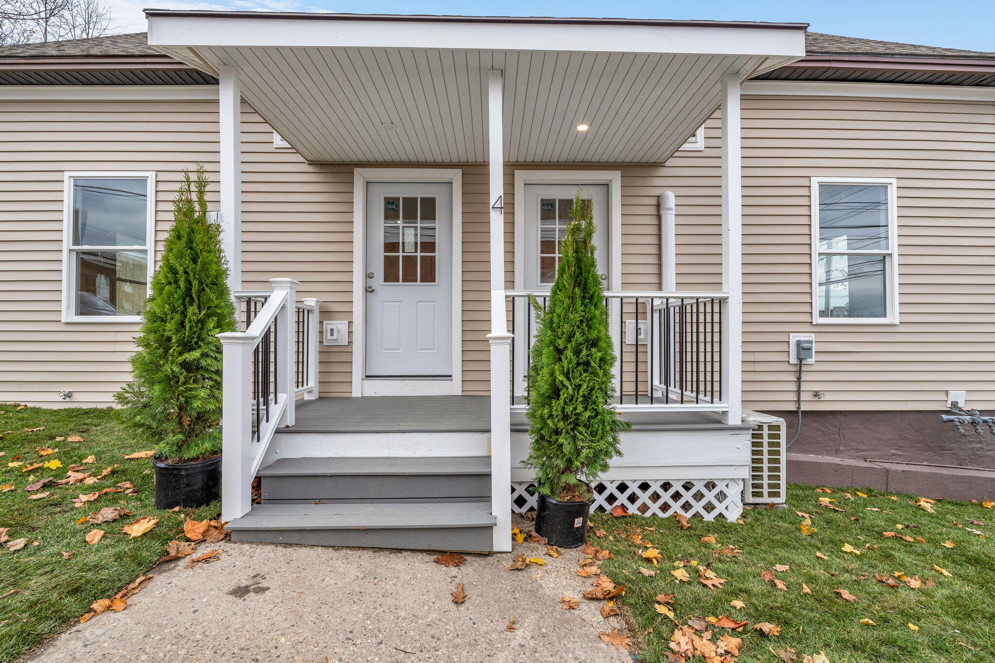 4 High Street Biddeford, ME 04005 - Photo 2 of 44 18-web-or-mls-4-high-st