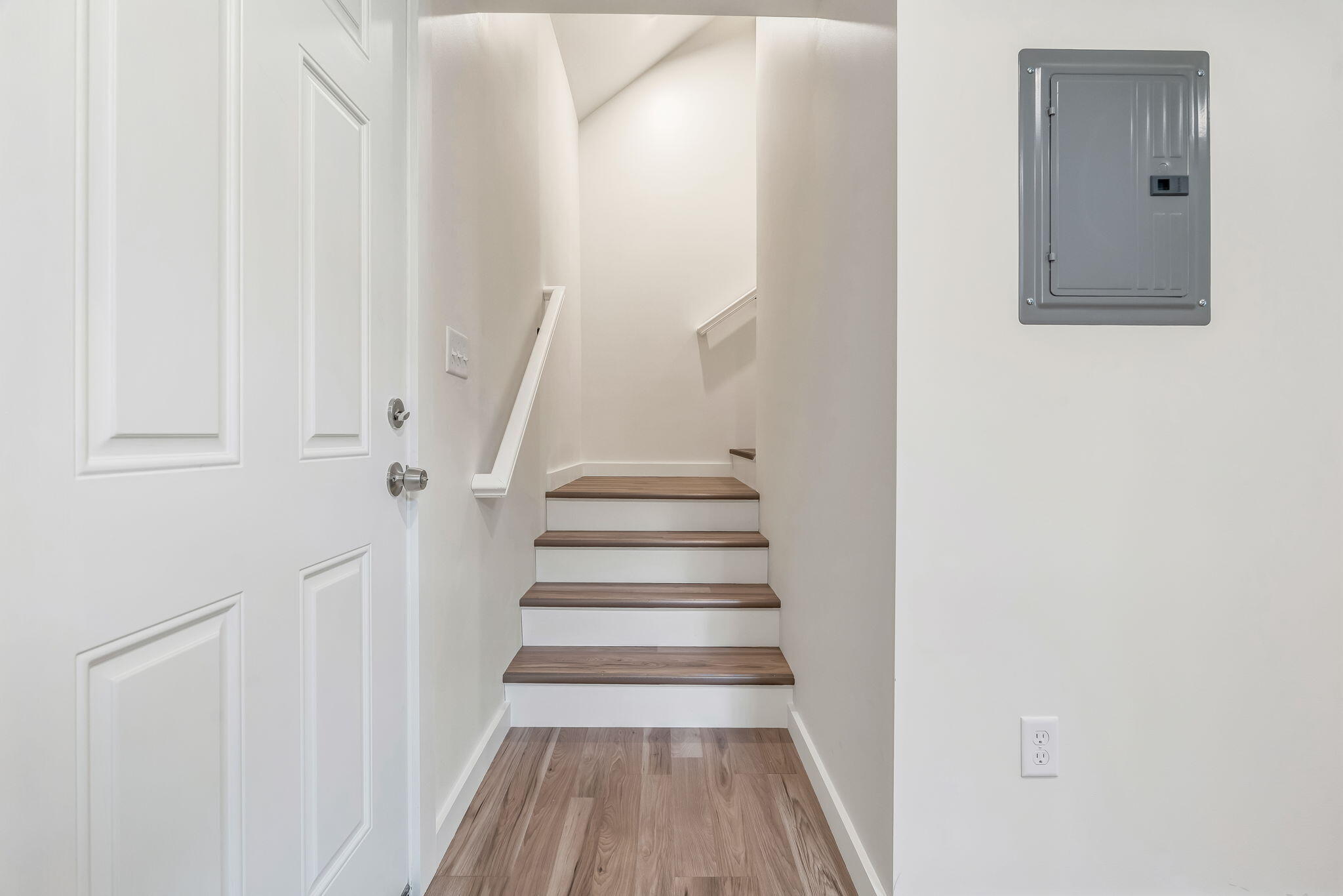 4 High Street Biddeford, ME 04005 - Photo 10 of 44 8-web-or-mls-4-high-st