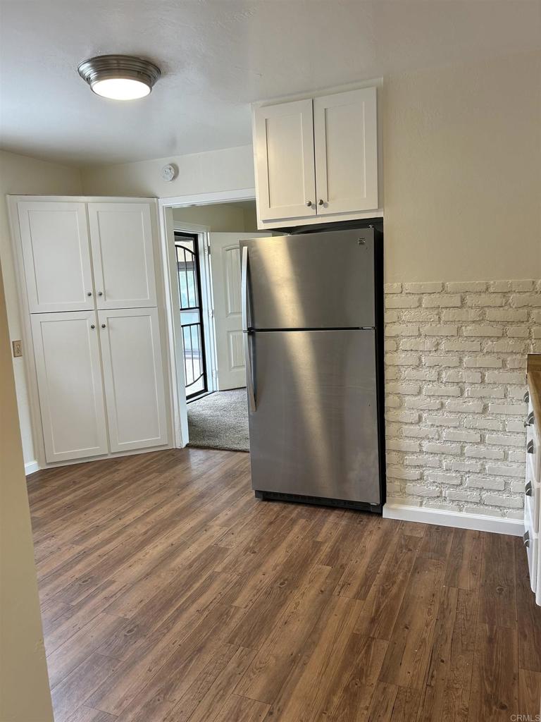 14574 Rios Canyon Road El Cajon, CA 92021 - Photo 5 of 20 Kitchen