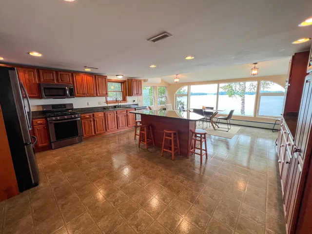 $1,095,000 | 13 Treehouse Lane, Millinocket, ME 04462