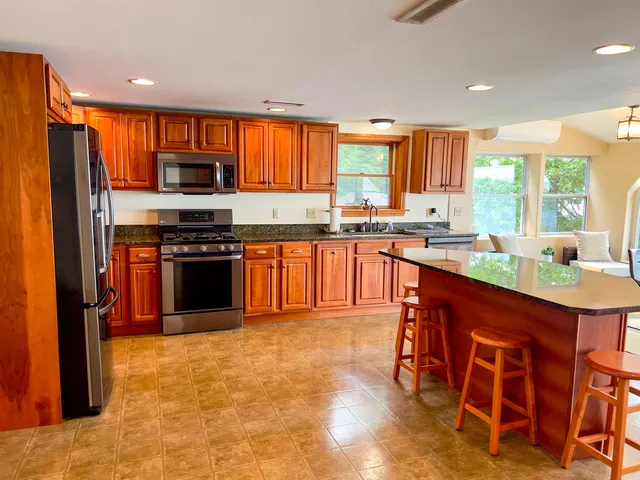 $1,095,000 | 13 Treehouse Lane, Millinocket, ME 04462