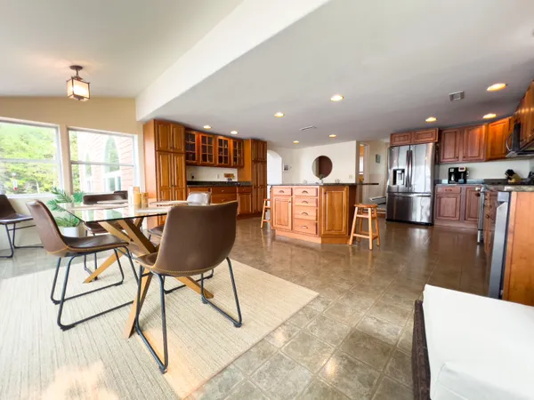 $1,095,000 | 13 Treehouse Lane, Millinocket, ME 04462