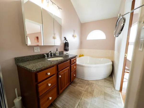 $1,095,000 | 13 Treehouse Lane, Millinocket, ME 04462