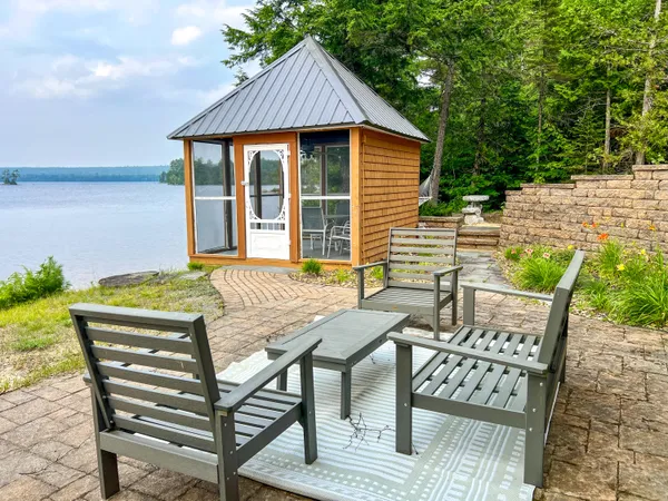 $1,095,000 | 13 Treehouse Lane, Millinocket, ME 04462