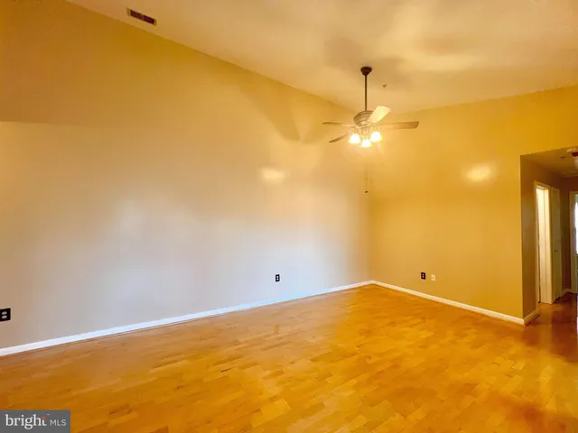 a view of empty room with window