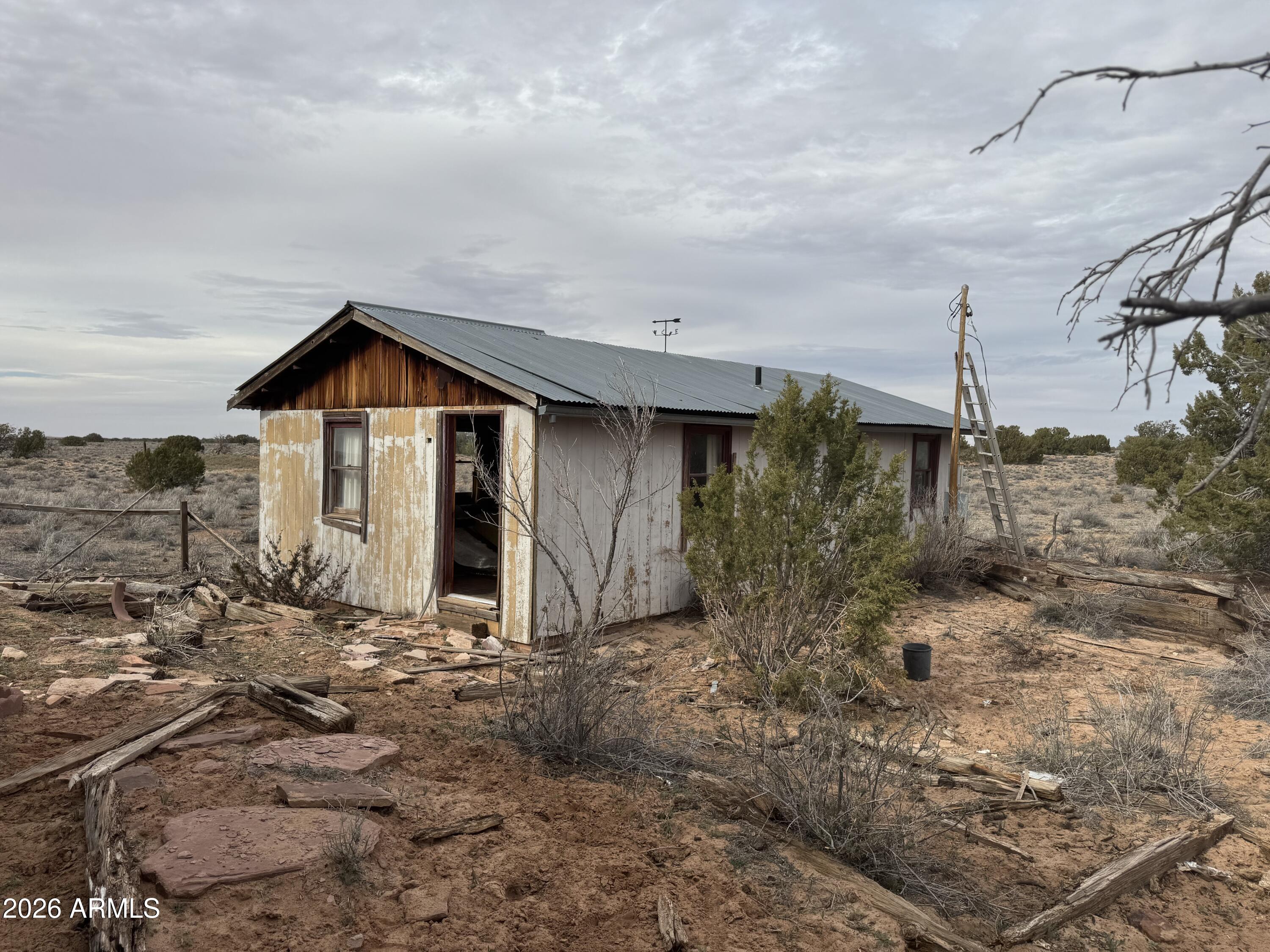 75 North County Road Chambers, AZ 86502 - Photo 4 of 14