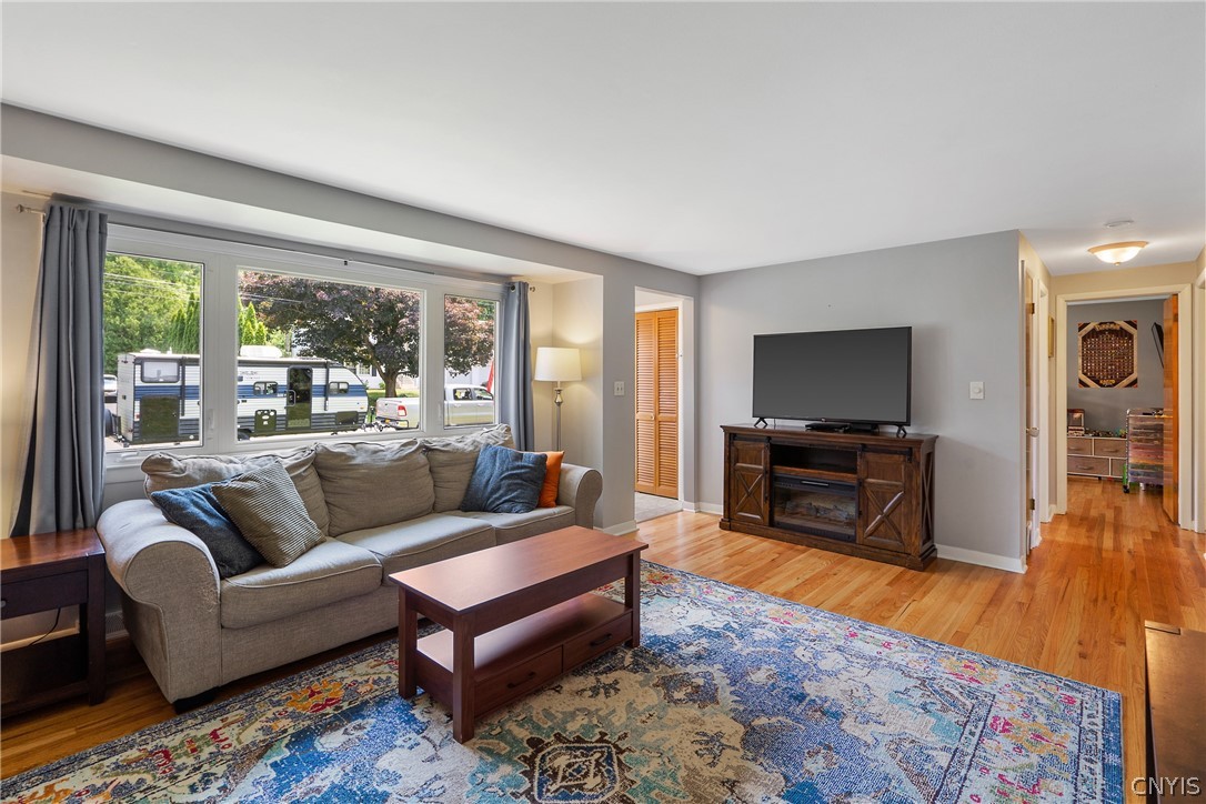 103 Benoit Drive Geddes, NY 13209 - Photo 8 of 43