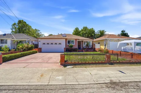 $975,000 | 439 Wisteria Drive, East Palo Alto, CA 94303