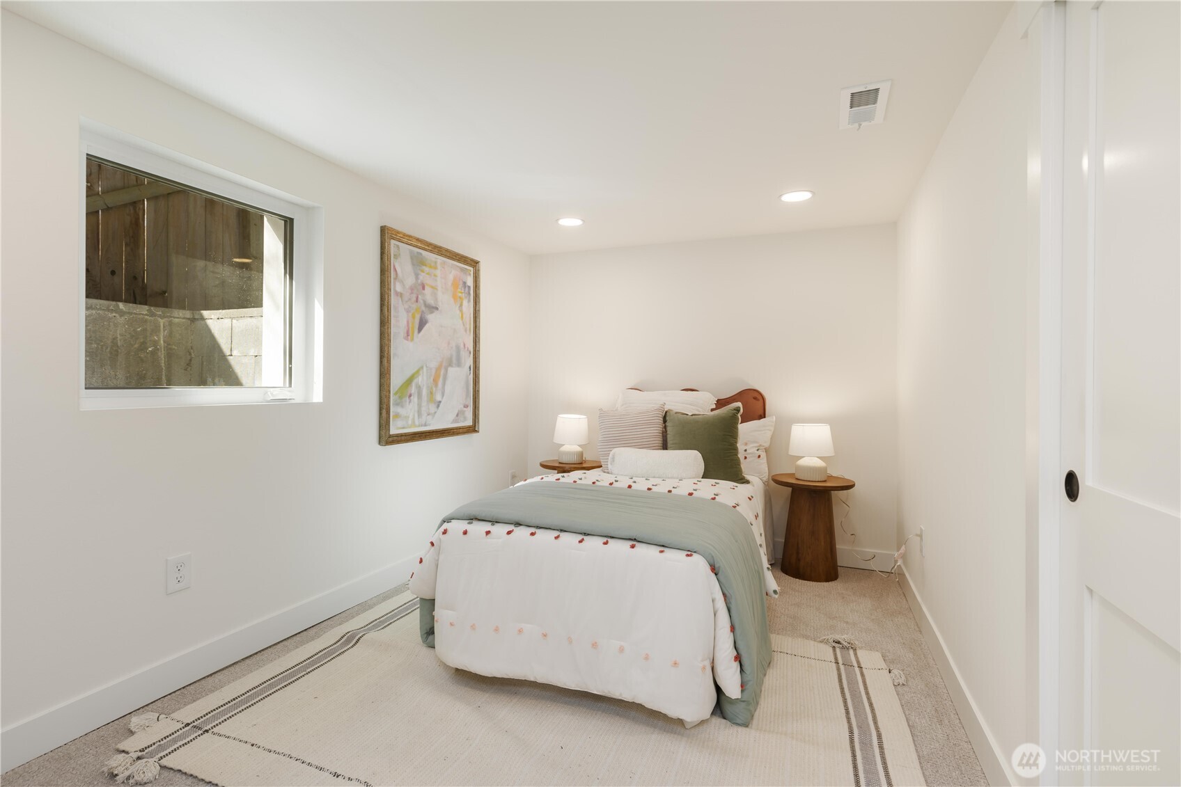 41 West Cremona Street Seattle, WA 98119 - Photo 18 of 25 Gallery Image 18