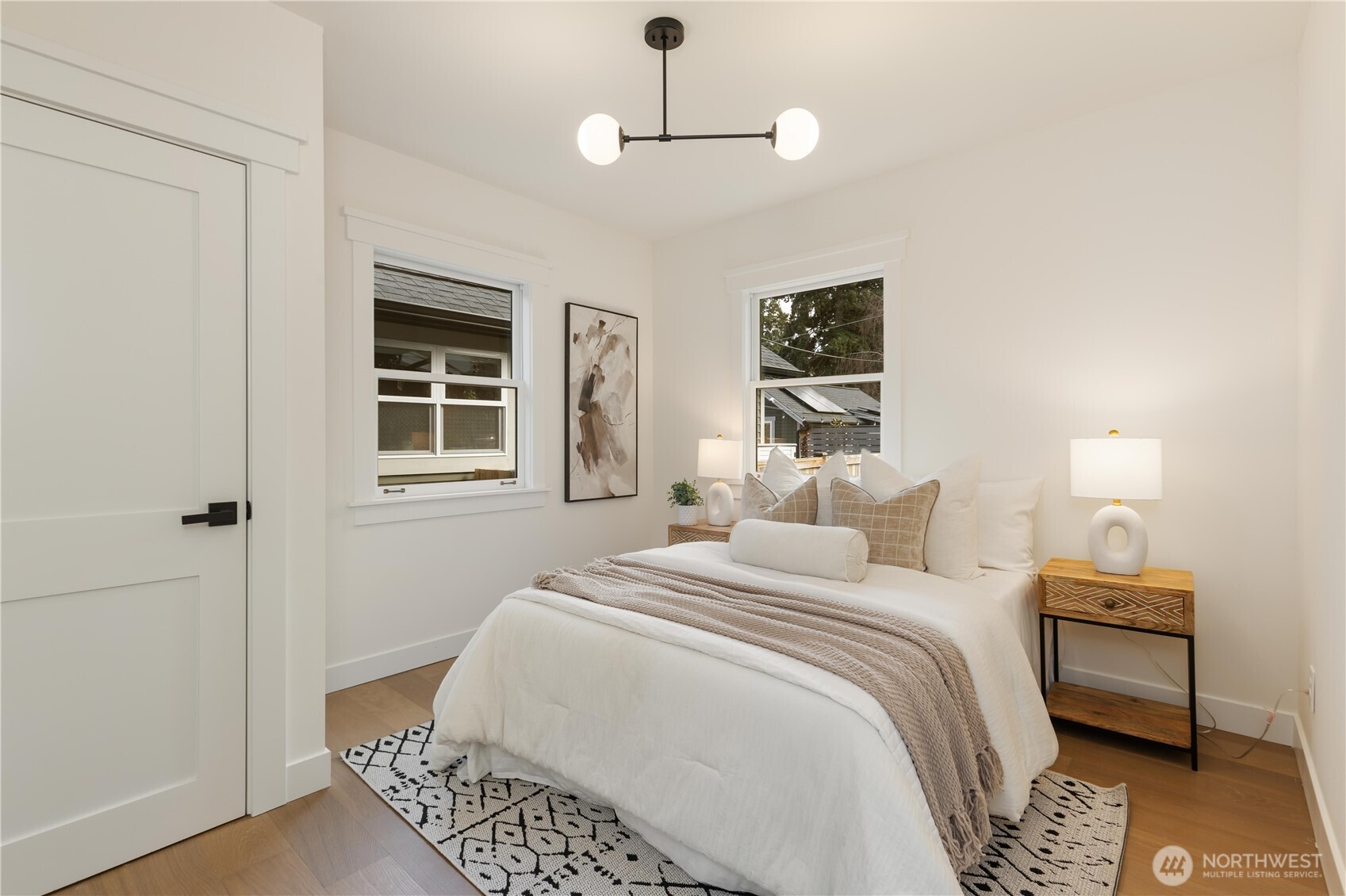 41 West Cremona Street Seattle, WA 98119 - Photo 10 of 25 Gallery Image 10