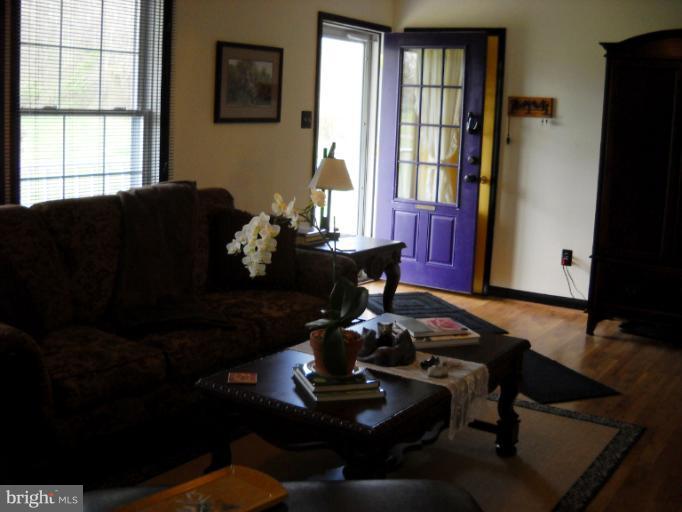 11745 Obannons Mill Road Boston, VA 22713 - Photo 8 of 19 Living Room