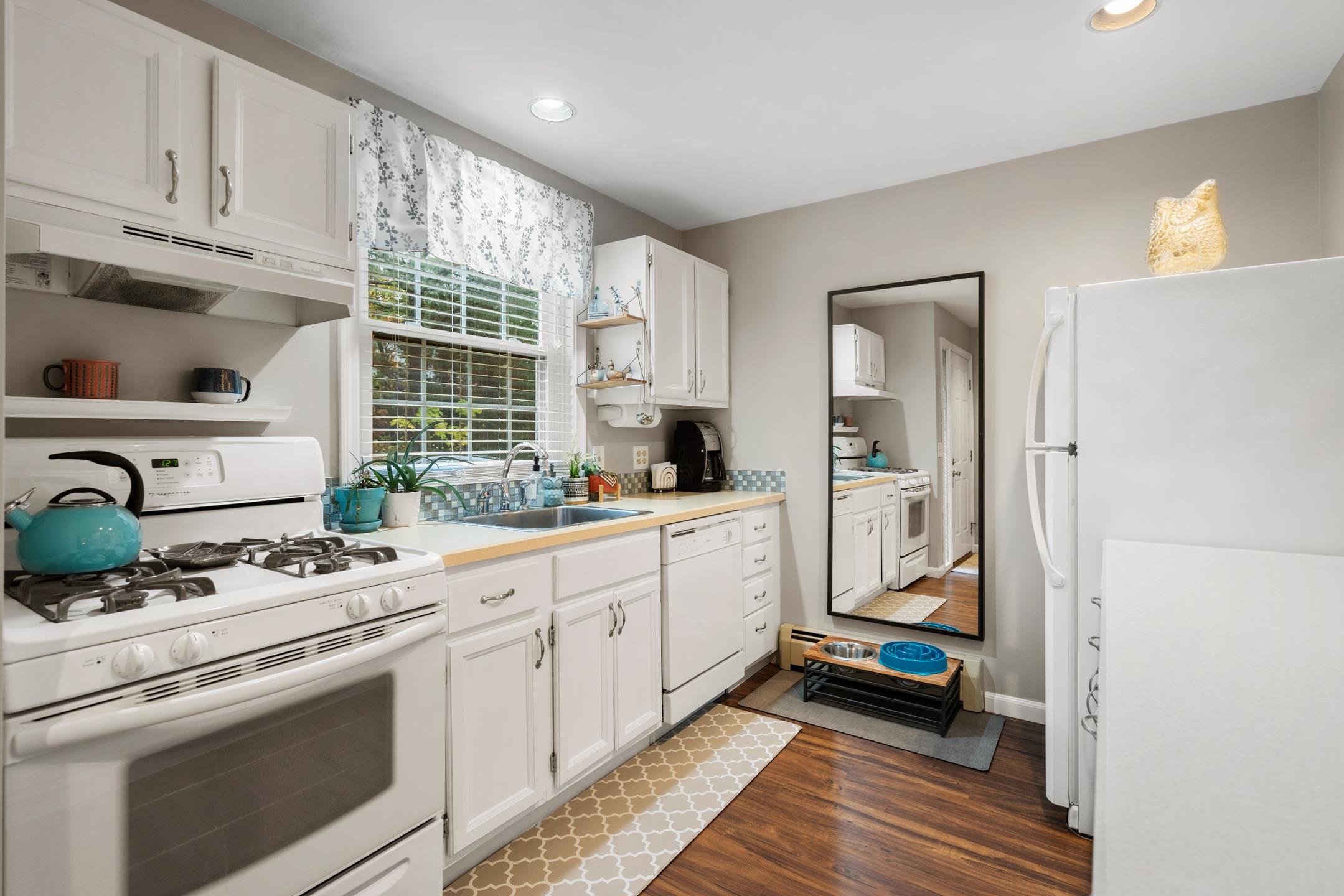 1465 Hooksett Road, Unit 283 Hooksett, NH 03106 - Photo 4 of 28