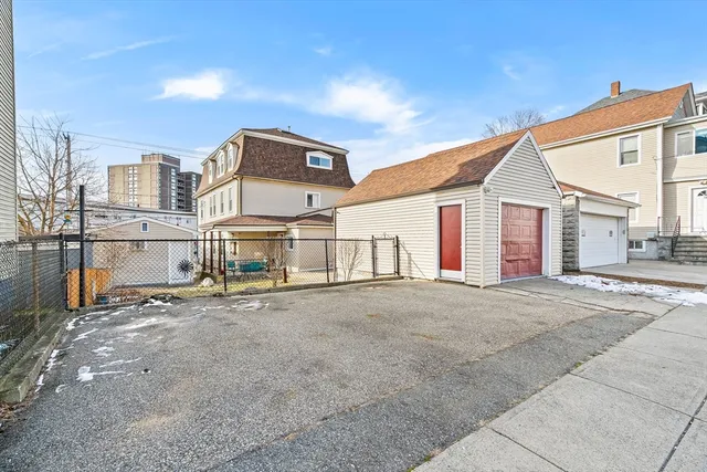 $924,999 | 712-722 Eastern Avenue, Fall River, MA 02723