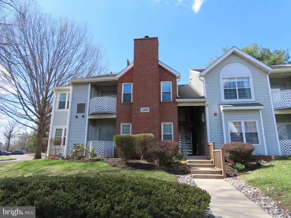 $1,800 | 502 Diamond Drive, Newtown, PA 18940