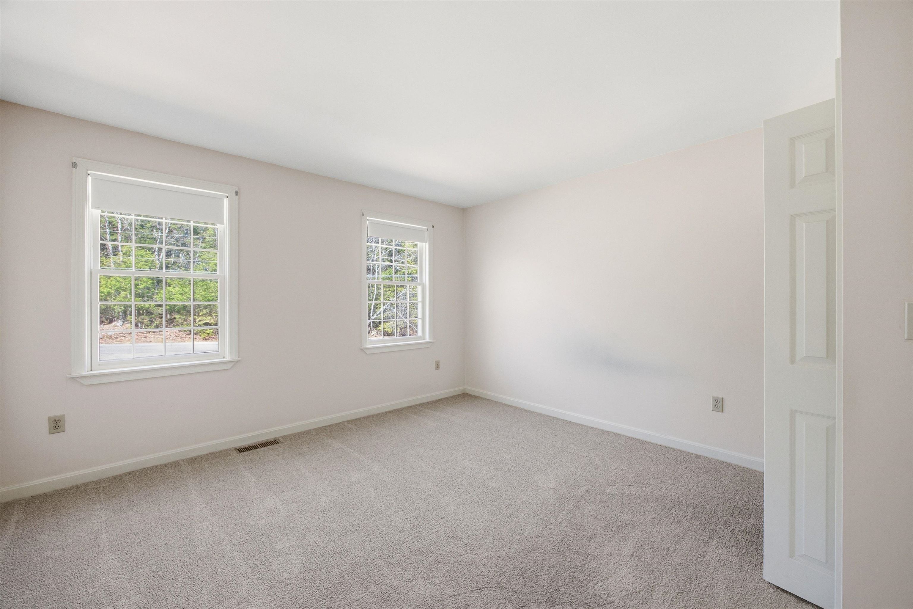 89 Old Center Road Deerfield, NH 03037 - Photo 32 of 58