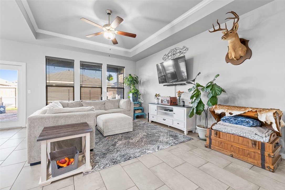 1015 Pasadena Street Portland, TX 78374 - Photo 2 of 22