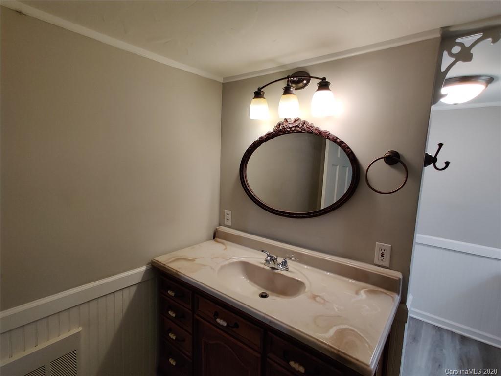 1328 Farmington Road Mocksville, NC 27028 - Photo 11 of 26 Gallery Image 11