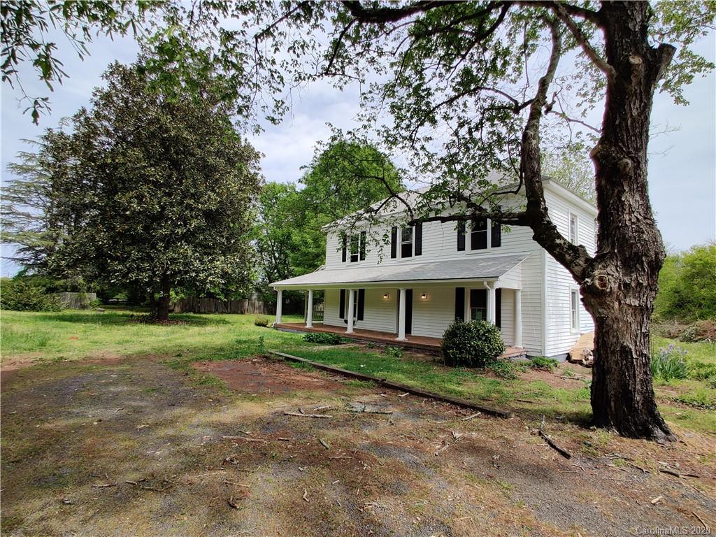 1328 Farmington Road Mocksville, NC 27028 - Photo 3 of 26 Gallery Image 3