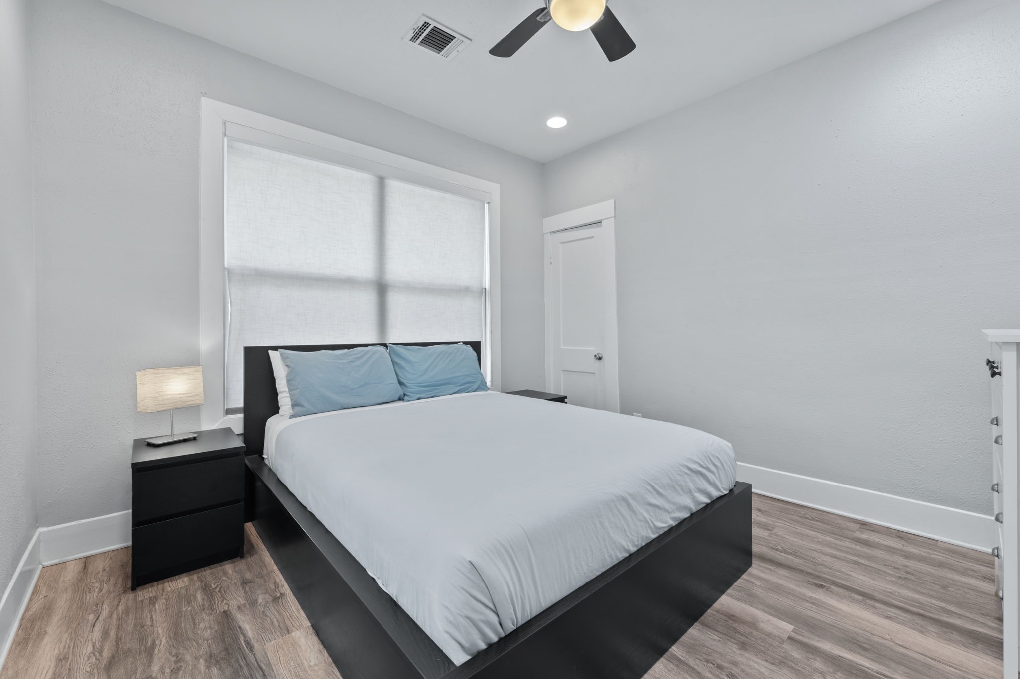 412 Drew Street, Unit 4 Houston, TX 77006 - Photo 12 of 28